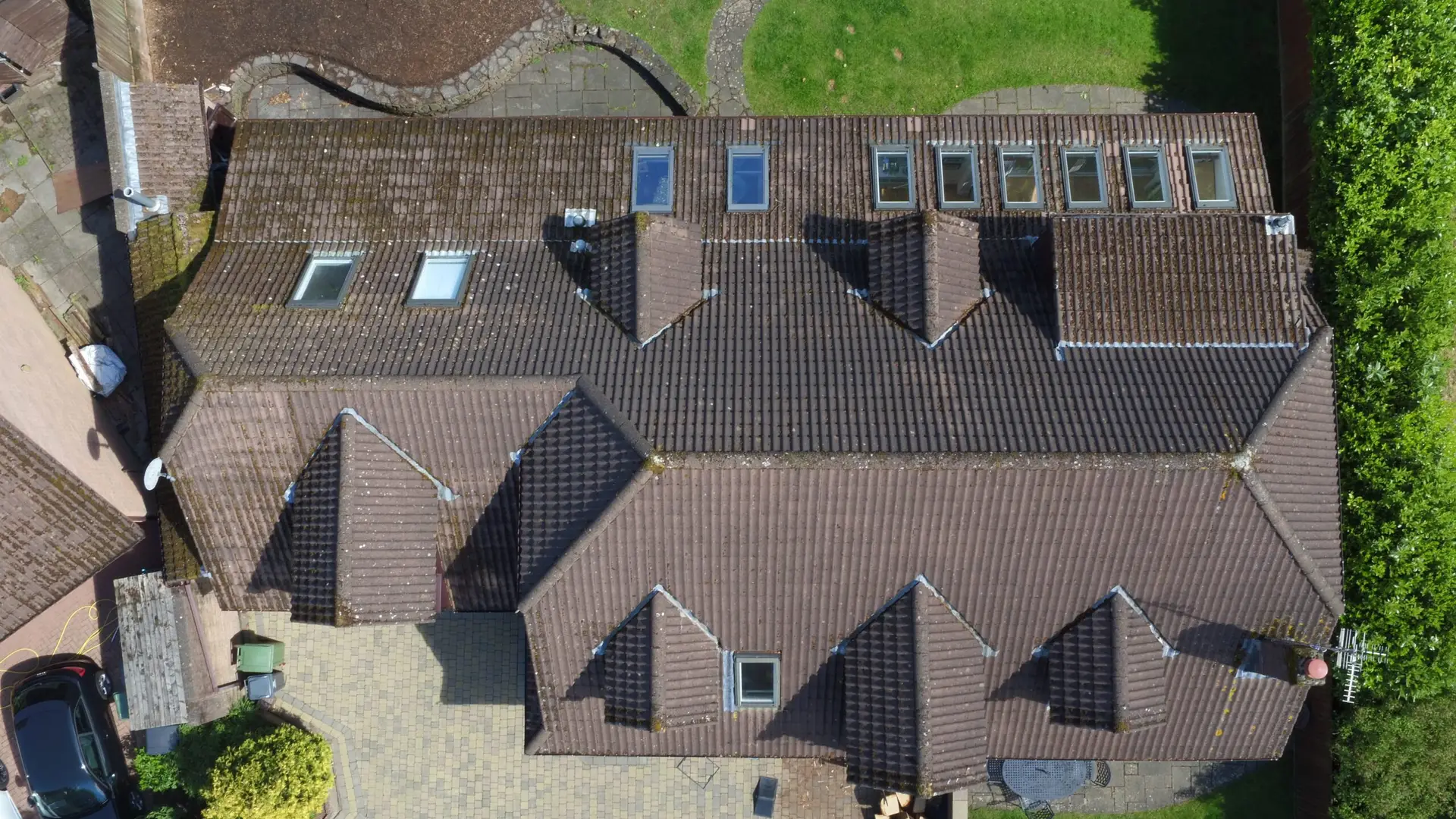 House seen from drone - before cleaning